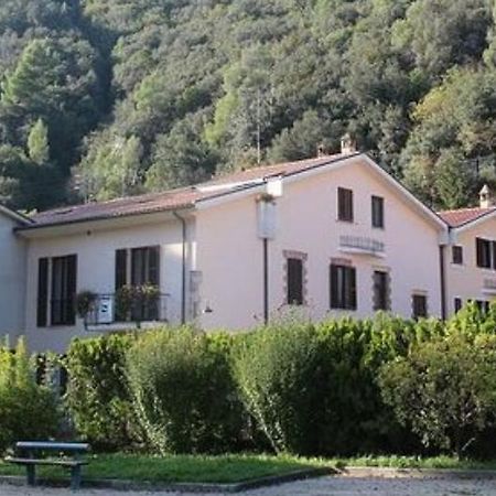 Hotel Il Casolare Della Cascata Terni Exterior foto