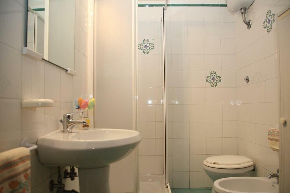 Hotel Il Casolare Della Cascata Terni Habitación foto